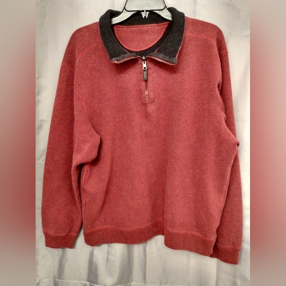 🆓Men's 1/4 Zip Reversible Gray & Reddish Orange Pullover (Unisex) - Picture 3 of 6